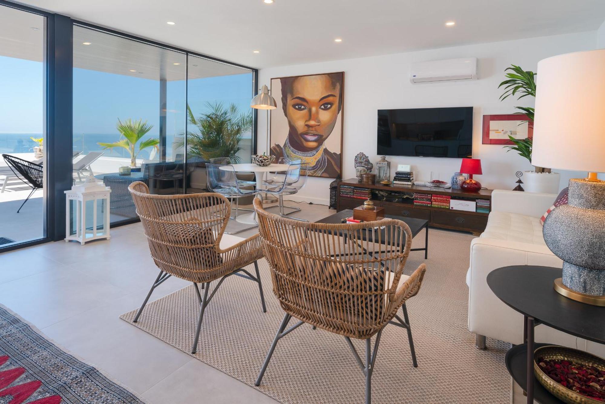 Luxury Penthouse Panoramic Ocean Views 2bedroom With Jacuzzi *